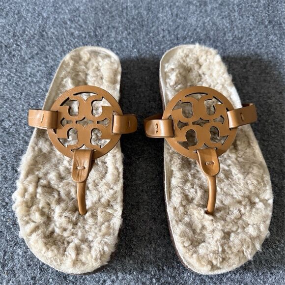 Tory Burch Shoes - Tory Burch Miller Cloud Shearling Medallion Thong Sandals Rubber Women’s 6.5